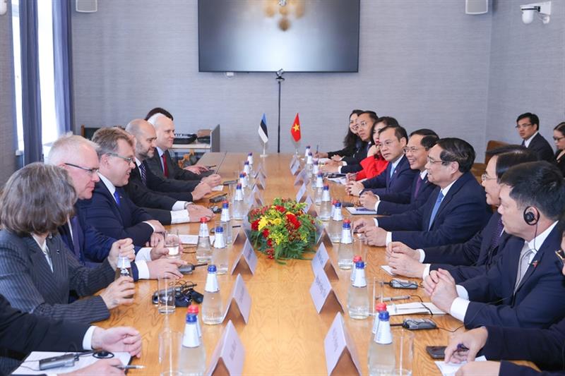 Hai bên nhất trí thúc đẩy các cơ chế đối thoại và trao đổi đoàn thường xuyên, tăng cường hợp tác và chia sẻ thông tin, kinh nghiệm trong nhiều lĩnh vực - Ảnh: VGP/Nhật Bắc